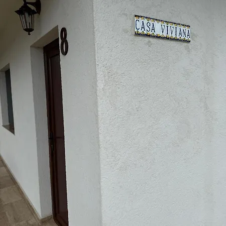 בית הארחה Casa Viviana 3*