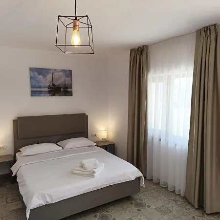Maison d'hôtes Casa Viviana Vama Veche