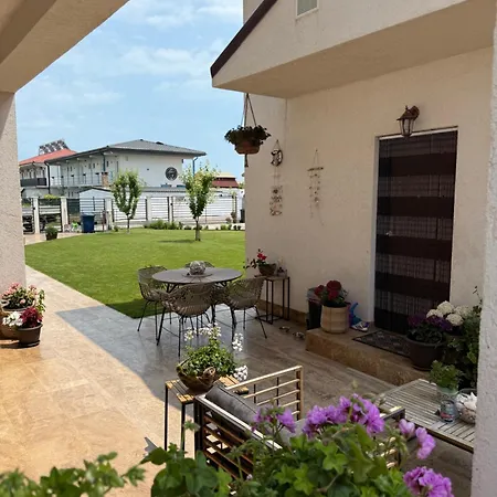 Casa Viviana 3*